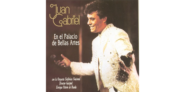 Lee más sobre el artículo JUAN GABRIEL En El Palacio De Bellas Artes 30 años de un álbum que cambió la historia de la música en México