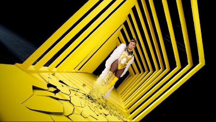 NATTI NATASHA lanza su exitoso álbum NATTIVIDAD en formato físico y lo celebra con el estreno del video de “ARREBATÁ”