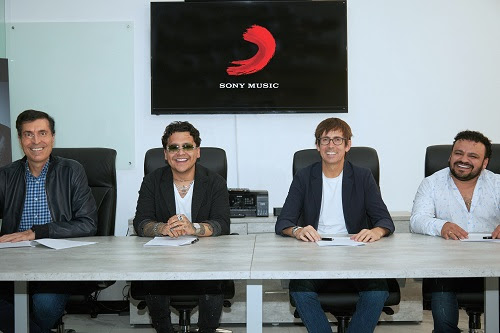 CHRISTIAN NODAL se une a la familia Sony Music